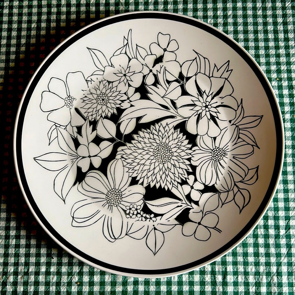 Mikasa vintage 1930s Cere-Stone Bouquet A2037-bk Japan